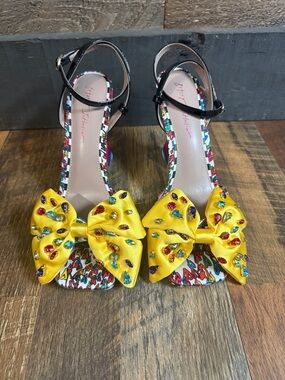 Betsey Johnson Loise Jeweled Bow Rainbow Heel Sandals Size 11